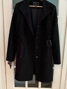 Le Chateau Women's  Wool Blend Lined Black Textured Mid Lenght Coat XXL